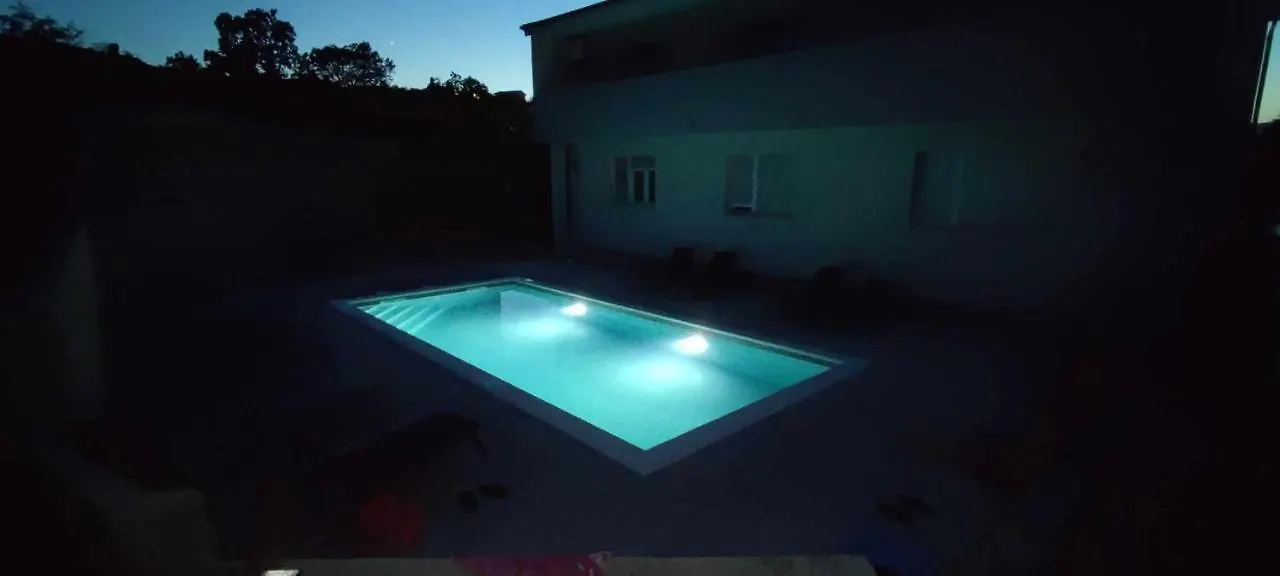 Apartmani Dado Čavle كرواتيا