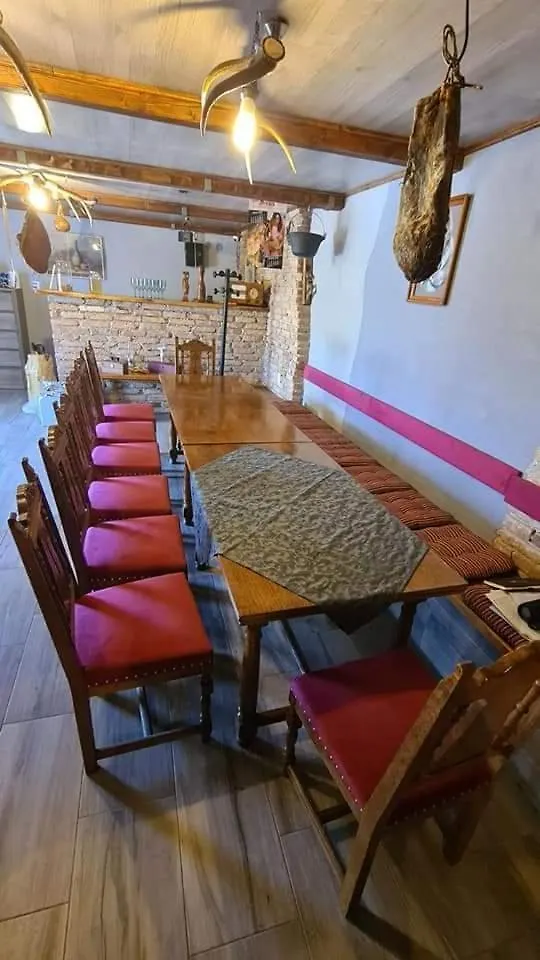 شقة Apartmani Dado Čavle كرواتيا
